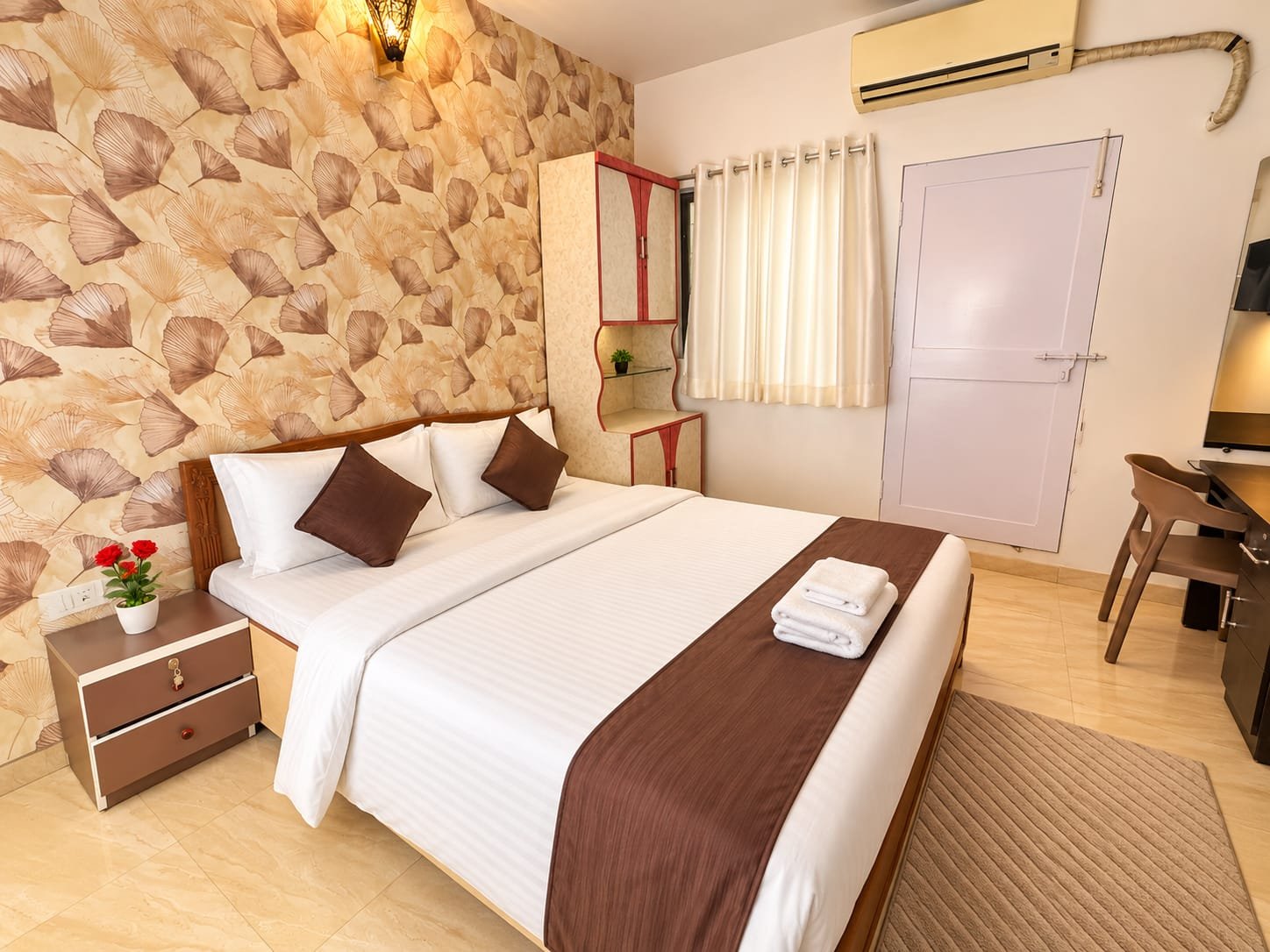 Ons 3bhk Grand serinity villa with chef